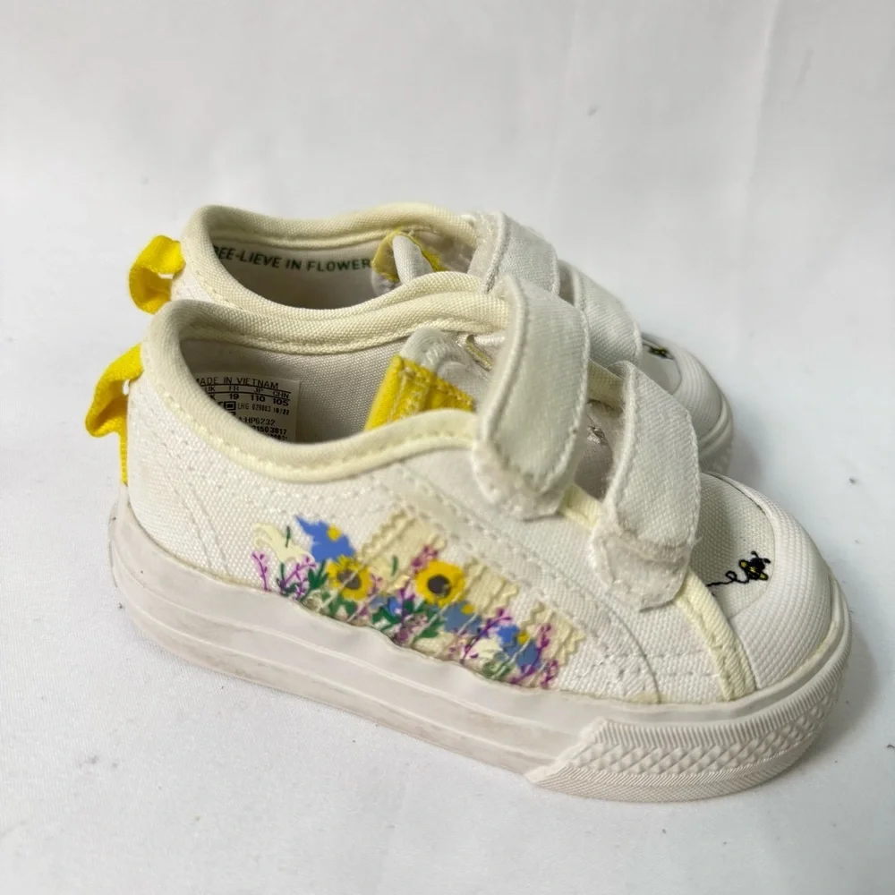 Adidas Originals Nizza Kids Toddler sz 4K BEE-Lieve Flowers‎ Yellow Canvas Shoes